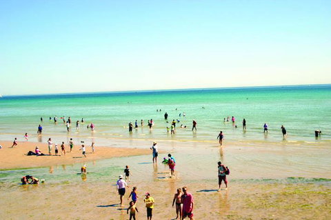 Semaphore Blue Apartments - New South Wales Tourism  8