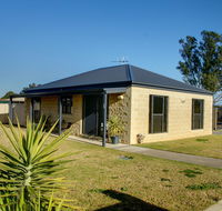 DBJ Holiday Units - New South Wales Tourism 