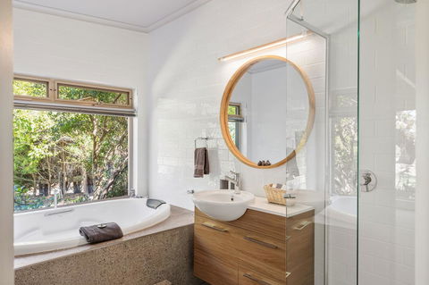 Adelaide Hills Retreats - New South Wales Tourism  15