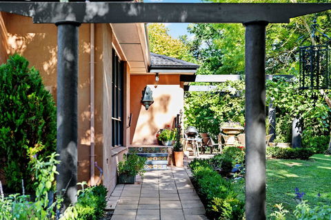 Adelaide Hills Retreats - New South Wales Tourism  43