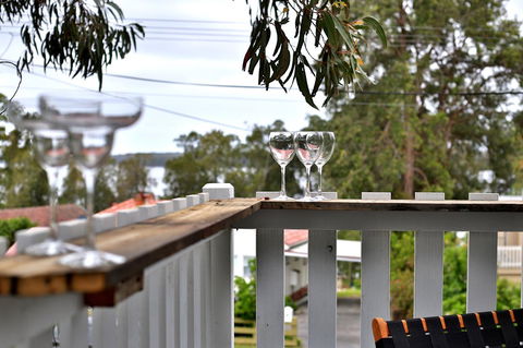 Hudson Bay @ Basin View-Pet Friendly-15 Mins To Hyams Beach - New South Wales Tourism  24