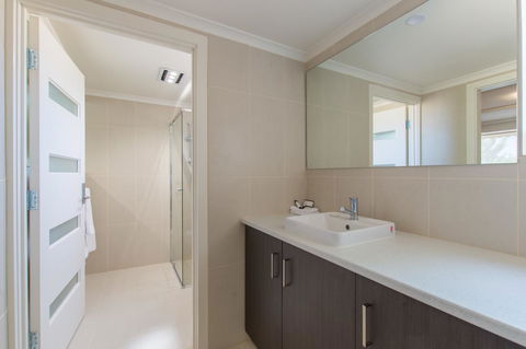 Mick O\'Sheas - New South Wales Tourism  28