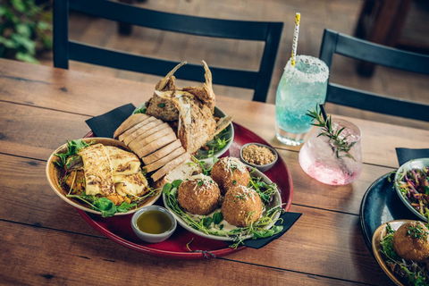 Mick O\'Sheas - New South Wales Tourism  10