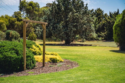 Mick O\'Sheas - New South Wales Tourism  34