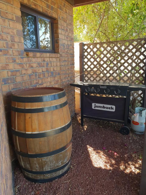 Barossa Valley Studio - New South Wales Tourism  8