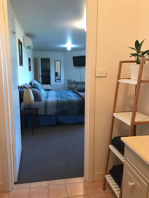 Barossa Valley Studio - New South Wales Tourism  17