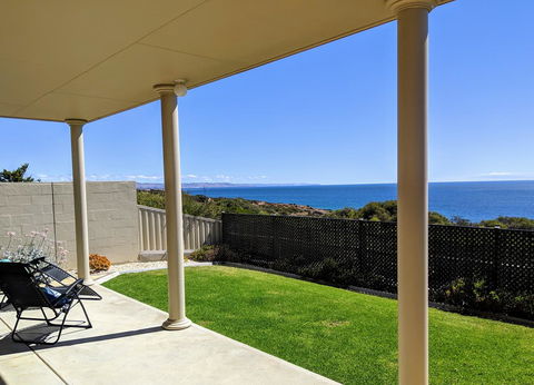 Ochre Point Beach House On Moana Seafront - New South Wales Tourism  17