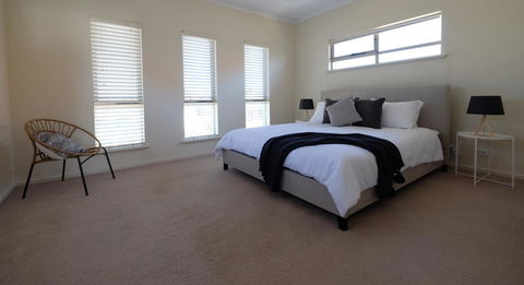 Ochre Point Beach House On Moana Seafront - New South Wales Tourism  8