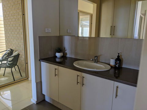 Ochre Point Beach House On Moana Seafront - New South Wales Tourism  13