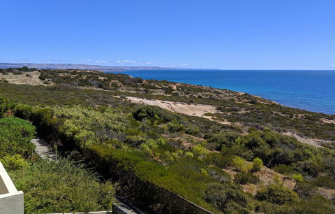 Ochre Point Beach House On Moana Seafront - New South Wales Tourism  6