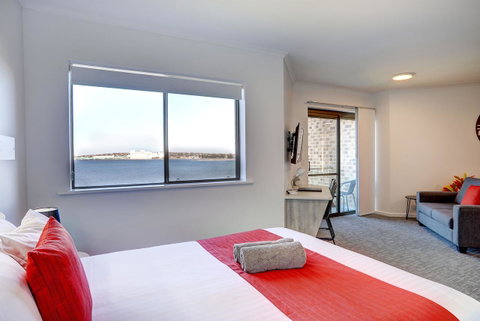 Limani Motel - New South Wales Tourism  16