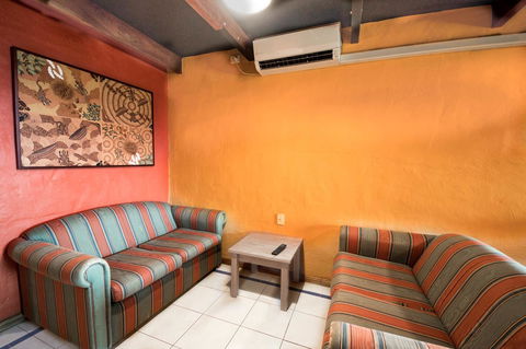 The Underground Motel - New South Wales Tourism  15