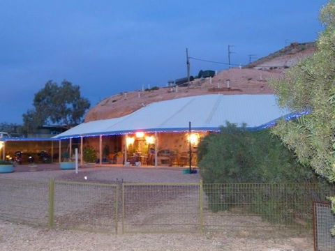 The Underground Motel - New South Wales Tourism  0