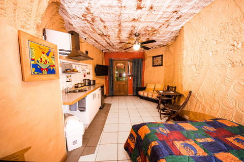 The Underground Motel - New South Wales Tourism  18