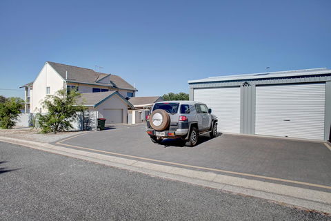 Bay Bliss - New South Wales Tourism  6