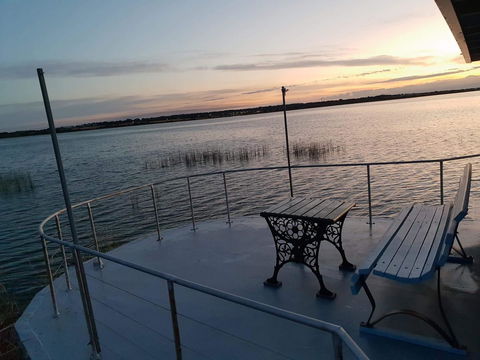 PS Federal Retreat Paddle Steamer Goolwa - New South Wales Tourism  5