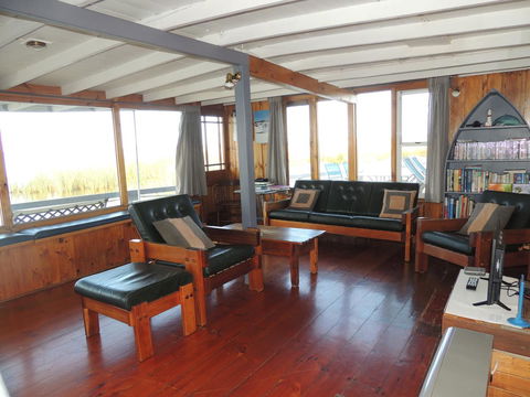 PS Federal Retreat Paddle Steamer Goolwa - New South Wales Tourism  20