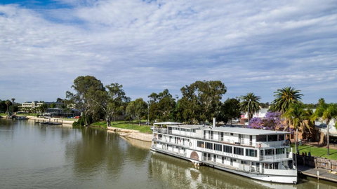 Murray River Queen - New South Wales Tourism  0