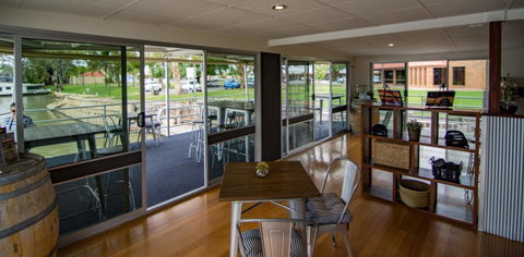 Murray River Queen - New South Wales Tourism  29