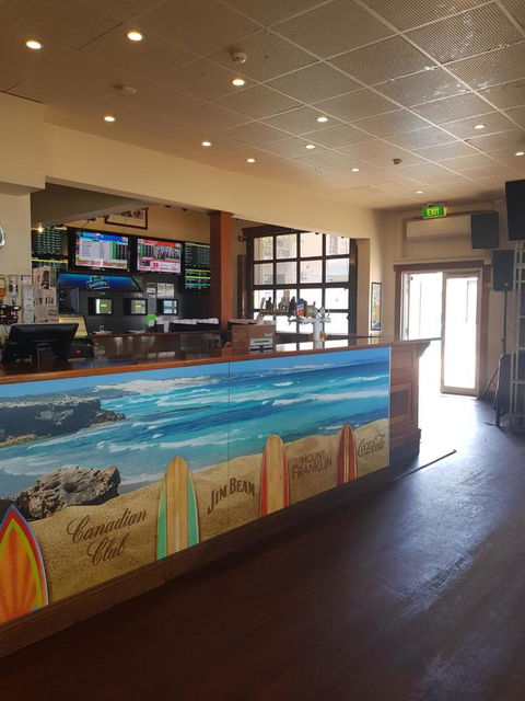 Pier Hotel Port Lincoln - New South Wales Tourism  2