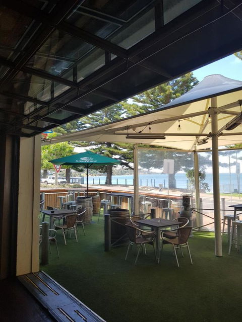 Pier Hotel Port Lincoln - New South Wales Tourism  30