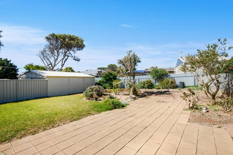 Salomon Sea Haus - Sellicks Beach - C21 SouthCoast Holidays - New South Wales Tourism  18