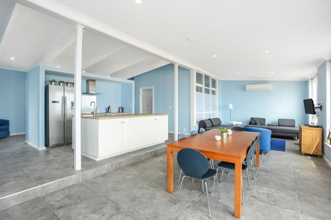 Salomon Sea Haus - Sellicks Beach - C21 SouthCoast Holidays - New South Wales Tourism  9