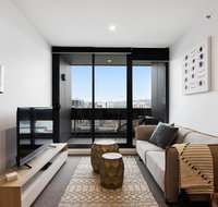 Swainson on Grote - New South Wales Tourism 