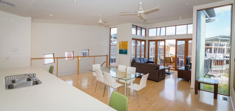 South Shores Yellowfin Villa 96 - South Shores Normanville - New South Wales Tourism  10