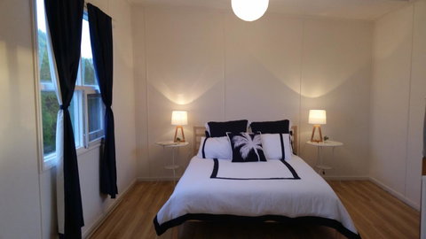 The Sandland Shack - New South Wales Tourism  1