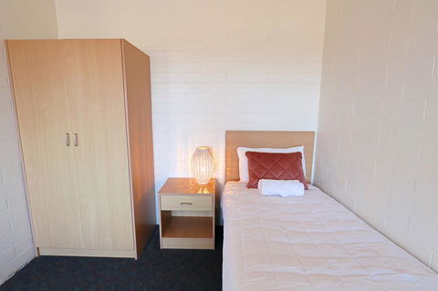 Harbour View Motel - New South Wales Tourism  22