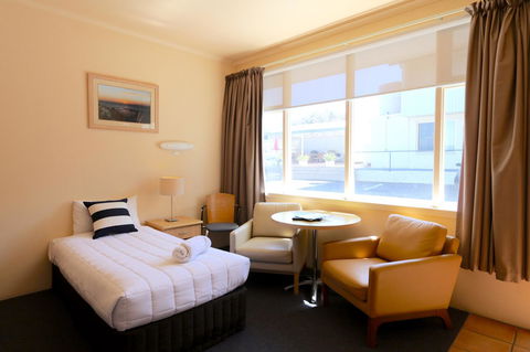 Harbour View Motel - New South Wales Tourism  37
