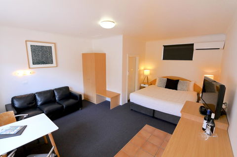 Harbour View Motel - New South Wales Tourism  40