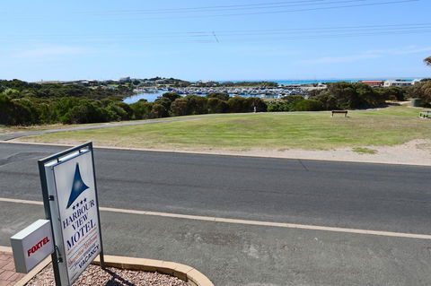Harbour View Motel - New South Wales Tourism  9