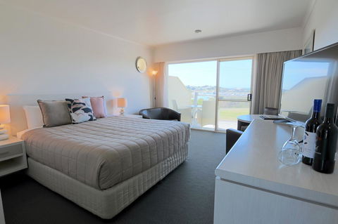 Harbour View Motel - New South Wales Tourism  16