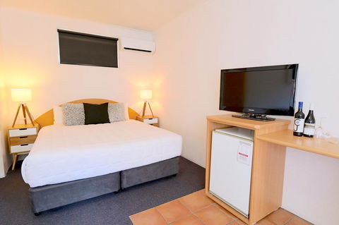 Harbour View Motel - New South Wales Tourism  38