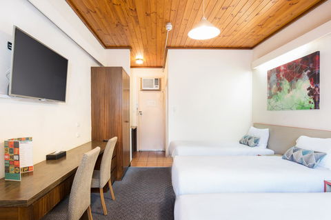 Nightcap At Federal Hotel Mt Gambier - New South Wales Tourism  1