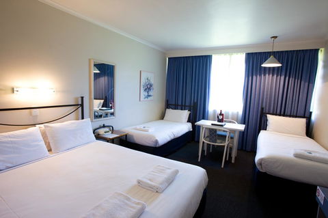 The Commodore - New South Wales Tourism  26
