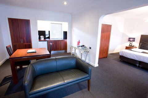 The Commodore - New South Wales Tourism  32