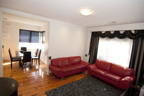 The Commodore - New South Wales Tourism  15