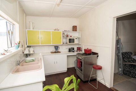 Sinclair Cottage - New South Wales Tourism  22