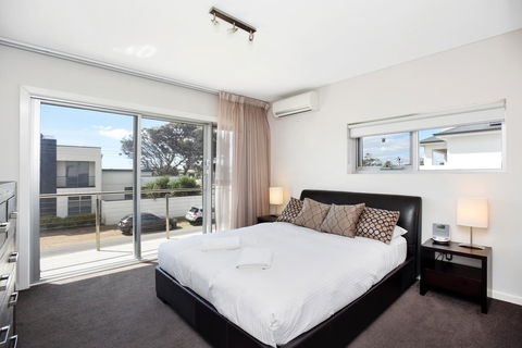 Esplanade Escape - New South Wales Tourism  14