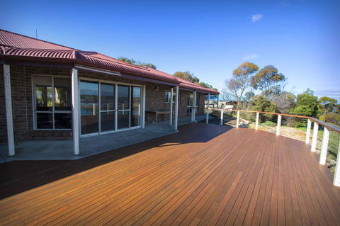 Limestone Ridge - New South Wales Tourism  0