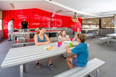 BIG4 Renmark Riverfront Holiday Park - New South Wales Tourism  43