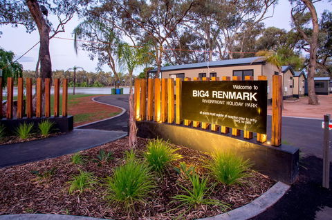 BIG4 Renmark Riverfront Holiday Park - New South Wales Tourism  27