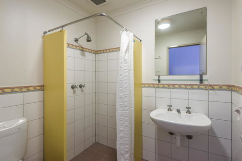 YHA Adelaide Central - New South Wales Tourism  40