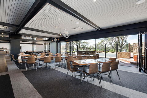 Berri Hotel - New South Wales Tourism  12