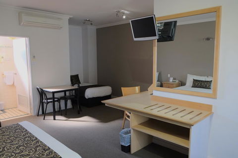 Berri Hotel - New South Wales Tourism  24