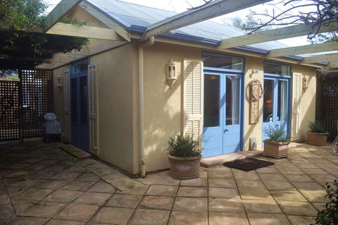 Athelney Cottage Bed And Breakfast - New South Wales Tourism  1