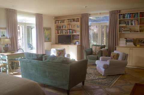 Athelney Cottage Bed And Breakfast - New South Wales Tourism  23